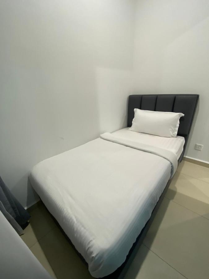 Reizz Residence By Leo Suites Куала-Лумпур Экстерьер фото
