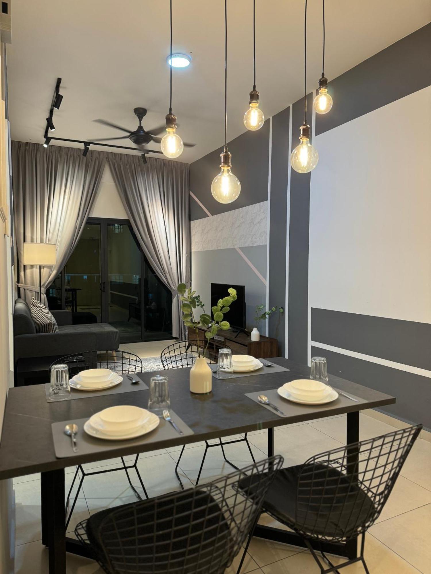 Reizz Residence By Leo Suites Куала-Лумпур Экстерьер фото